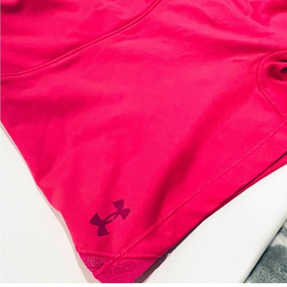 Under Armour Heat Gear Hot Pink Bicycle Gym Shorts S/M - Picture 1 of 7